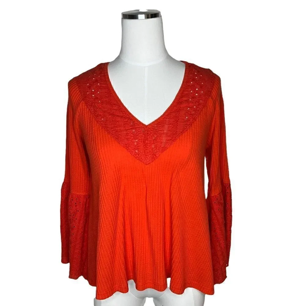 Free People Women’s Parisian Nights Bell Sleeve Blouse Top Size XS‎